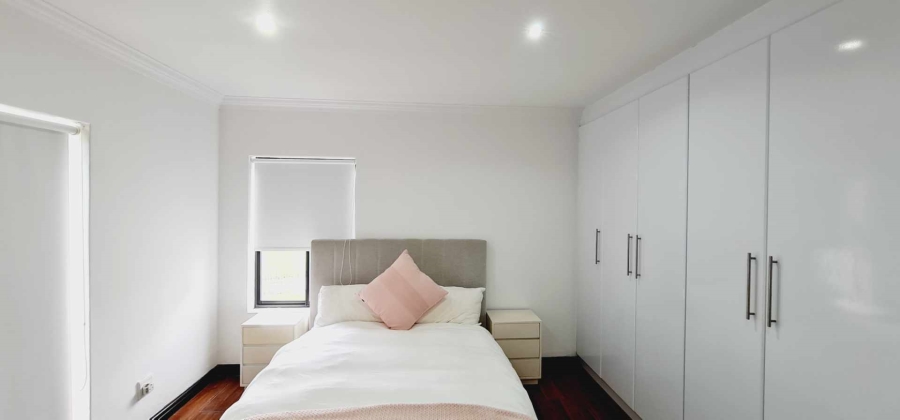 5 Bedroom Property for Sale in Baronetcy Estate Western Cape